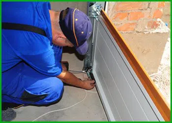 West Palm Beach Master Garage Door Repair Service West Palm Beach, FL 561-354-0624 West Palm Beach Master Garage Door Repair Service West Palm Beach, FL 561-354-0624 - cont-door-maintain-template-07-gr-19m